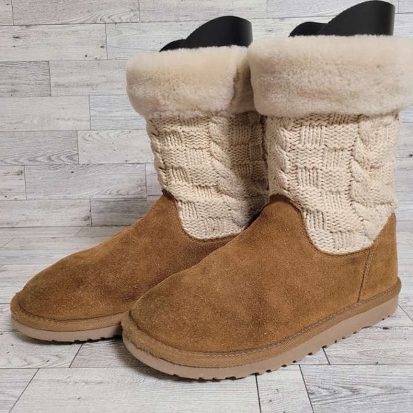 Women's UGG Juniper Brown Sheepskin Knit Sweater Boots Size 6 - Picture 2 of 9